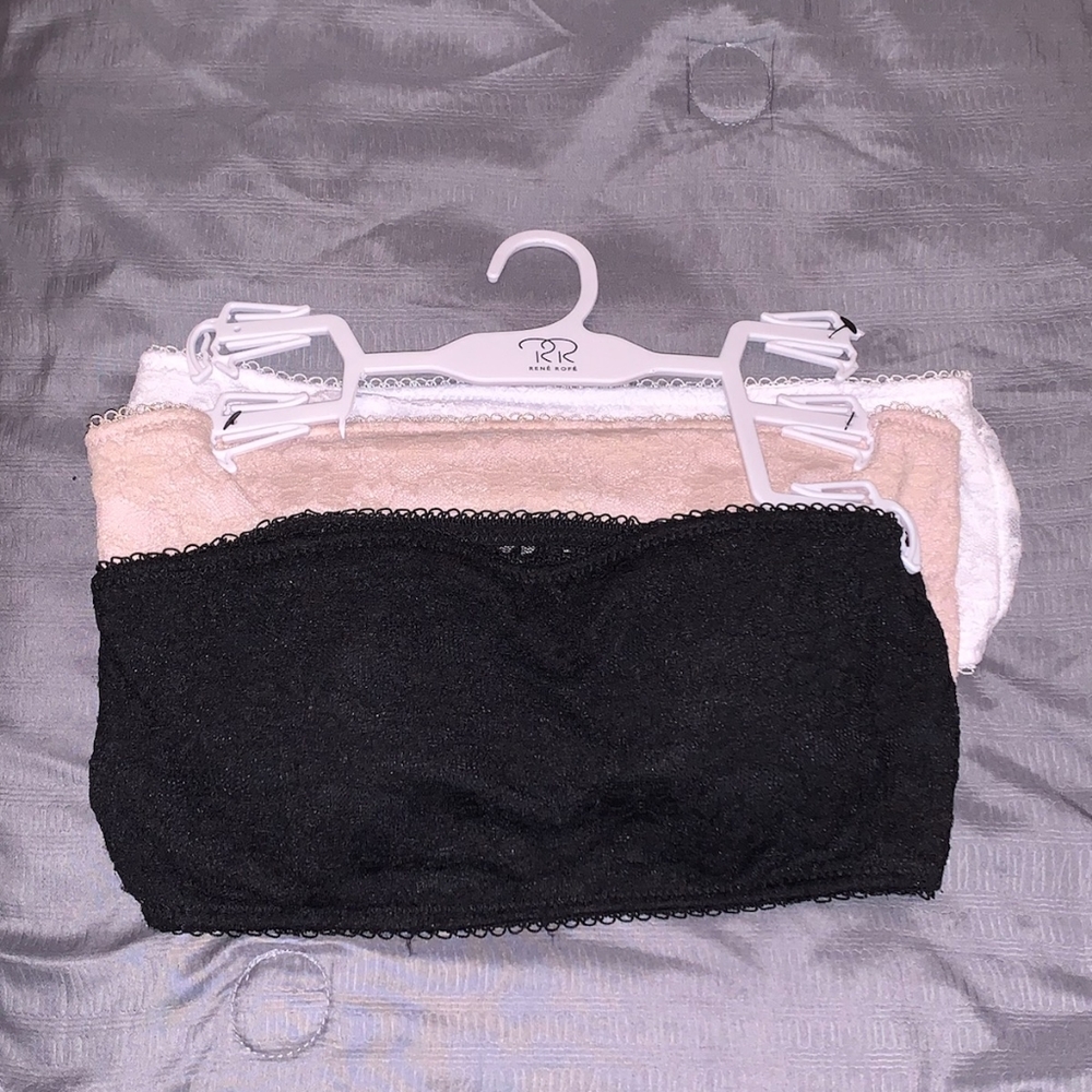 New 3 Strapless lace bras